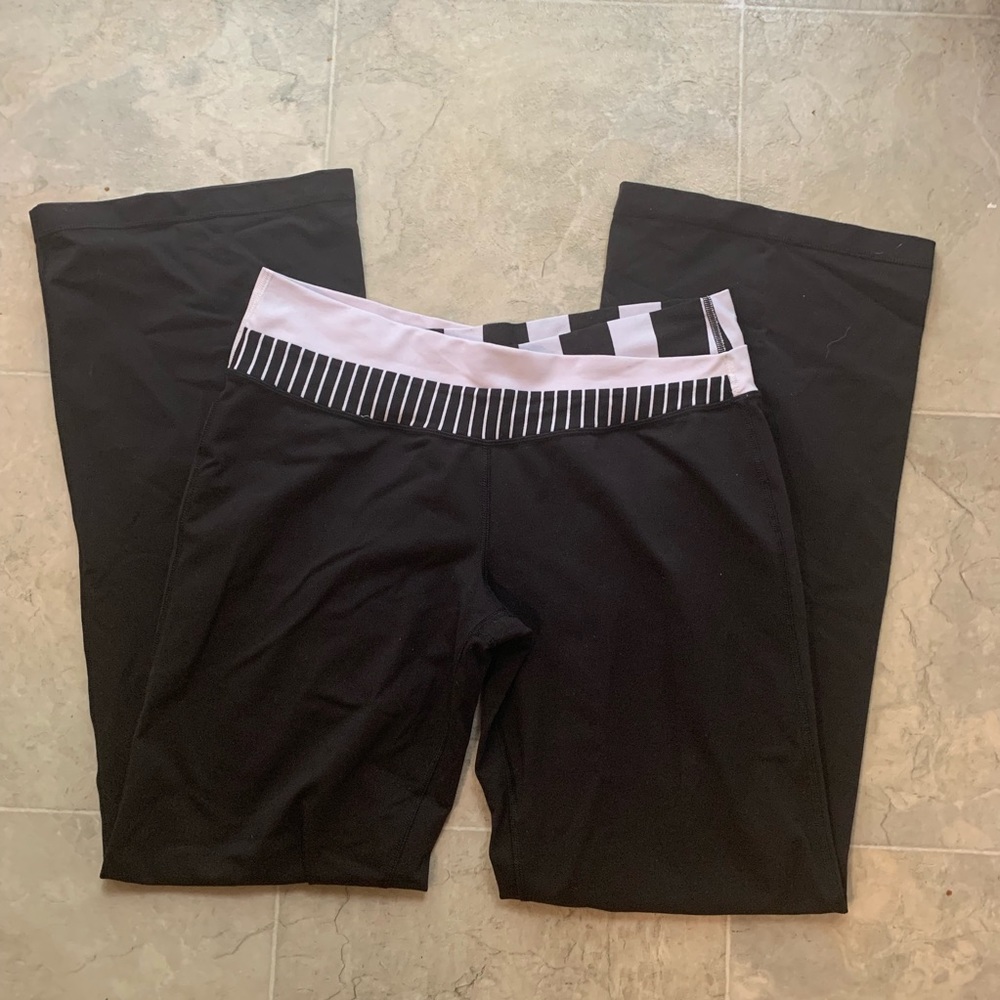 lululemon athletica Black Astro Pants with White & Black Waistband